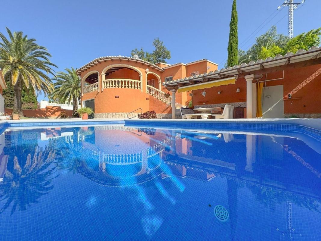 Propiedades en venta y alquiler en España photo 2