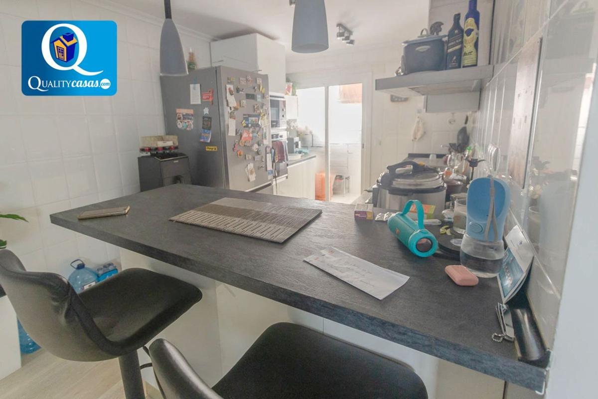 Продажа квартиры на Piso en Carolinas Altas, Alicante / Alacant, Аликанте / Алакант
photo 5