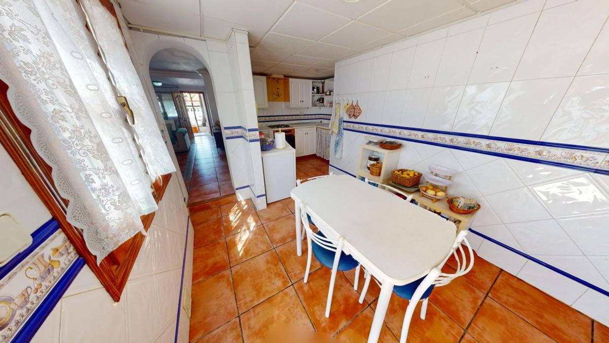Sprzedaż niezależnego domku jednorodzinnego w Casa o chalet independiente en Calle del Doctor Recasens, Tómbola - Rabasa, Alicante / Alacant, Alicante / Alacant photo 5