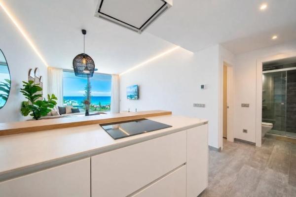 Venta de piso en Piso en Calle Anita Delgado s/n, Las Gaviotas, Fuengirola, Fuengirola
 photo 2