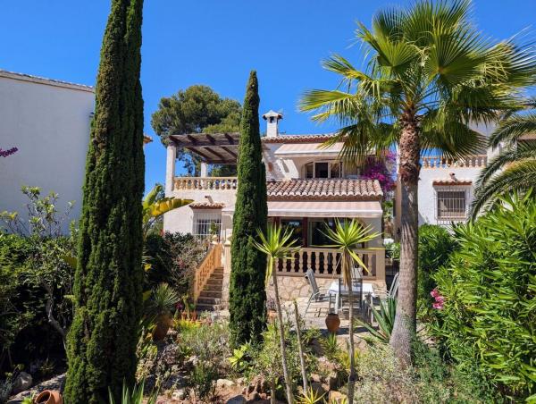 Independent chalet for sale in Casa o chalet en Moravit-Cap Blanc, Moraira, Moraira
photo 1