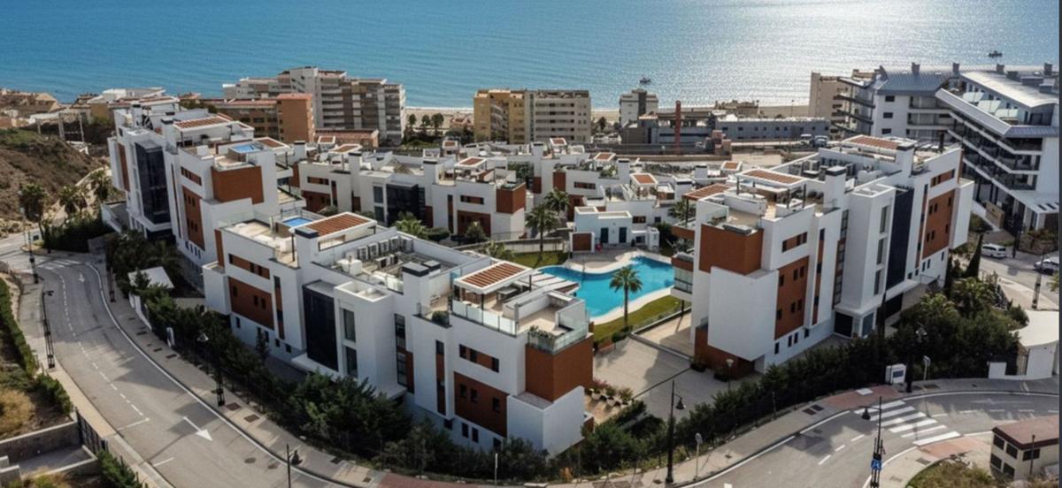 Venta de piso en Piso en Calle Begoña, 1, Las Gaviotas, Fuengirola, Fuengirola
 photo 3