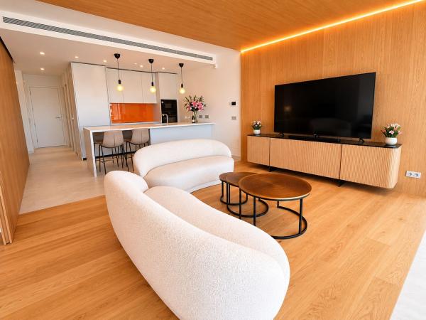 Venta de piso en Piso en Avenida 8 de Marzo s/n, El Higuerón, Fuengirola, Fuengirola
 photo 1