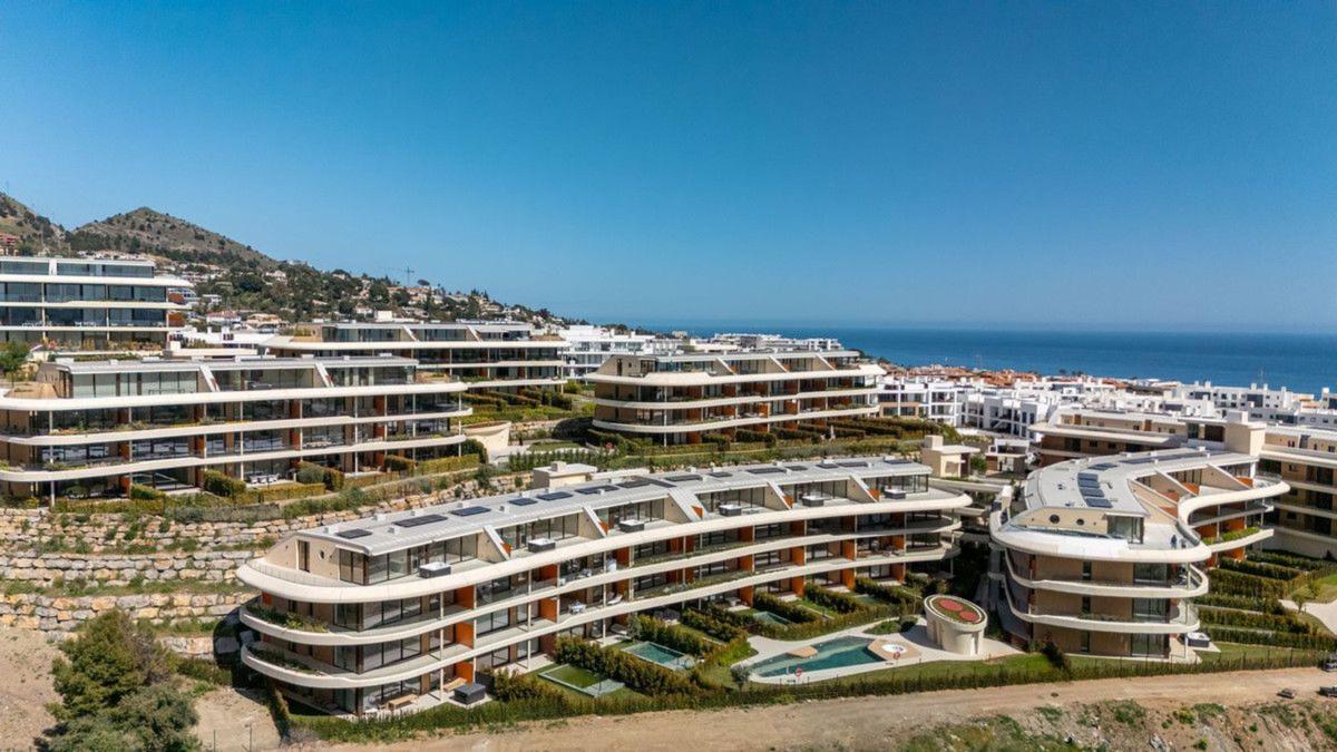 Venta de piso en Piso en Avenida del Higuerón, El Higuerón, Fuengirola, Fuengirola
photo 1