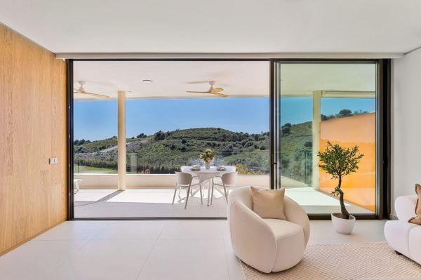 Venta de piso en Piso en Avenida del Higuerón, El Higuerón, Fuengirola, Fuengirola
 photo 3