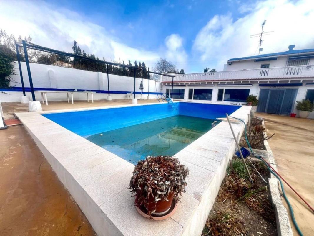 Properties for sale and rent in Spain photo 3