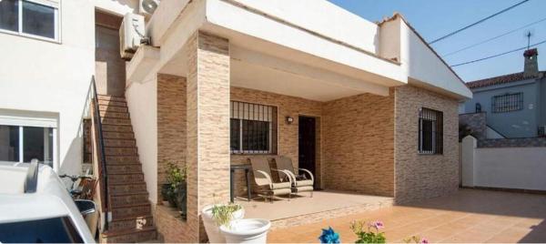 Casa o chalet independiente en Calle Miguel Márquez, Zona Puerto Deportivo, Fuengirola photo 2