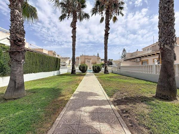 Sprzedaż mieszkania w Piso en Calle 2 s/n, La Florida, Orihuela, Orihuela
 photo 2