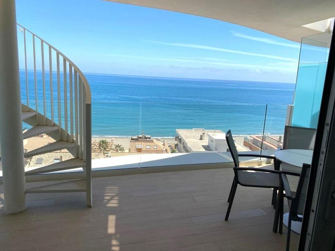 Продажа пентхауса на Ático en Avenida Carvajal, 63, Las Gaviotas, Fuengirola, Фуэнхирола photo 1