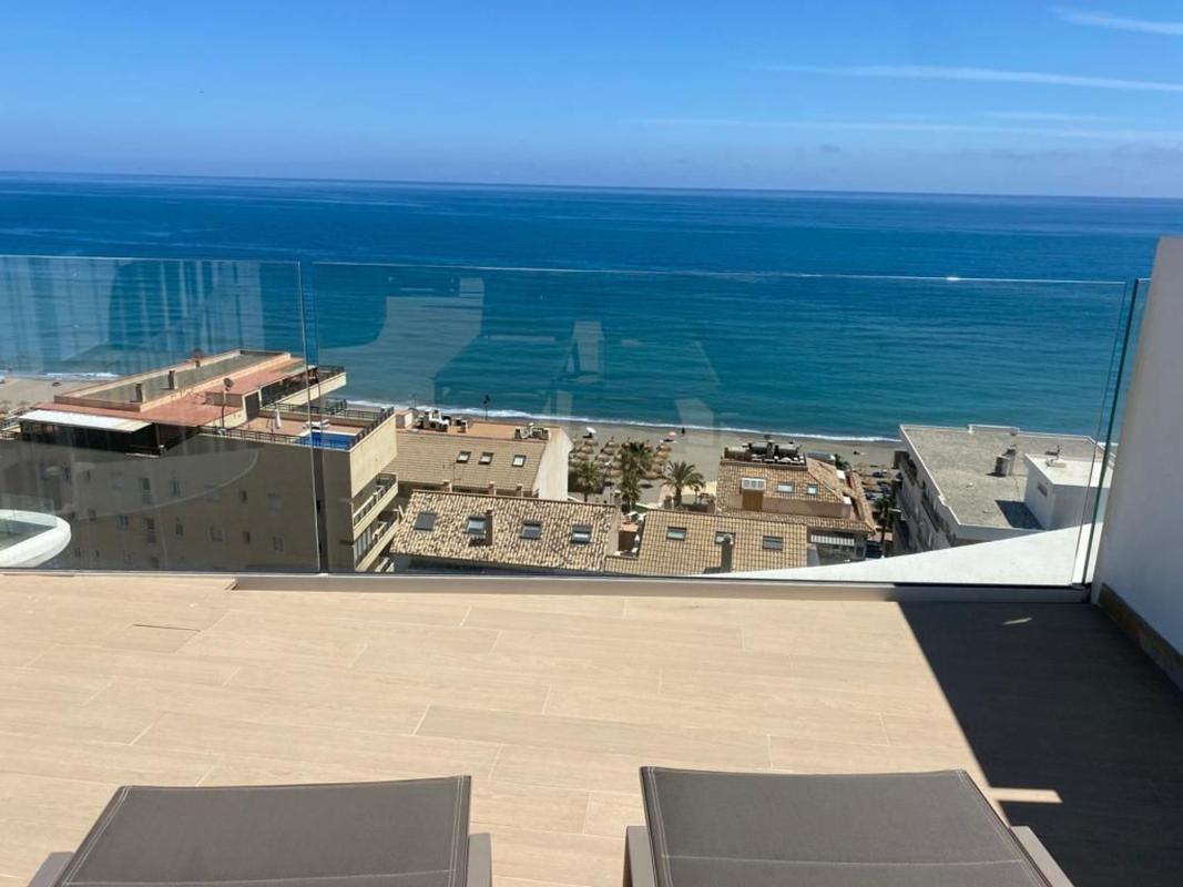 Продажа пентхауса на Ático en Avenida Carvajal, 63, Las Gaviotas, Fuengirola, Фуэнхирола photo 5