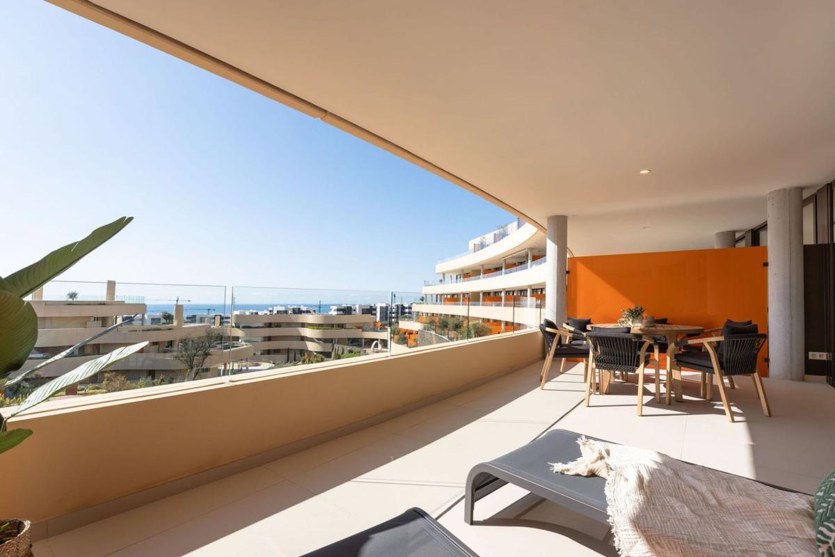 Venta de piso en Piso en Calle Magnolio del Higuerón, 7, El Higuerón, Fuengirola, Fuengirola
photo 2