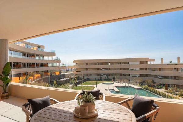 Venta de piso en Piso en Calle Magnolio del Higuerón, 7, El Higuerón, Fuengirola, Fuengirola
 photo 3