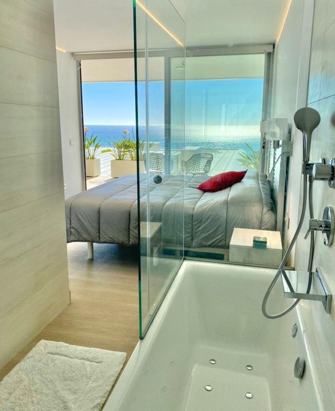 Venta de piso en Piso en Calle Alba, 2, El Higuerón, Fuengirola, Fuengirola
photo 4