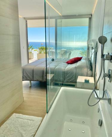 Venta de piso en Piso en Calle Alba, 2, El Higuerón, Fuengirola, Fuengirola
 photo 4