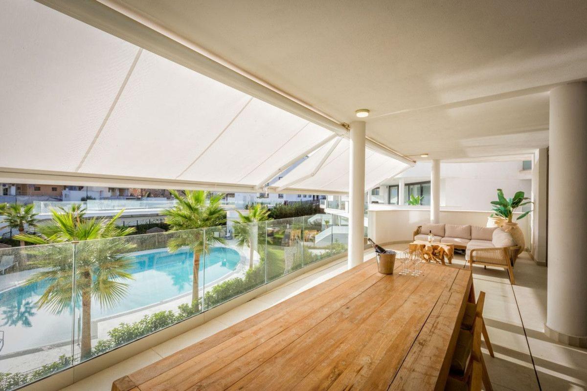 Продажа квартиры на Piso en Avenida Fuengirola, El Higuerón, Fuengirola, Фуэнхирола
photo 1