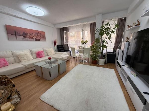Venta de piso en Piso en Calle Pintor Gisbert, Santo Domingo, Alicante / Alacant, Alicante / Alacant
thumbnail 2
