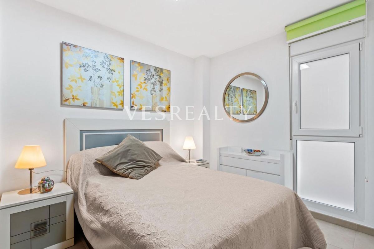 Venta de piso en Piso en Calle Santo Tomás, Casco Histórico-Santa Cruz, Alicante / Alacant, Alicante / Alacant
 photo 5