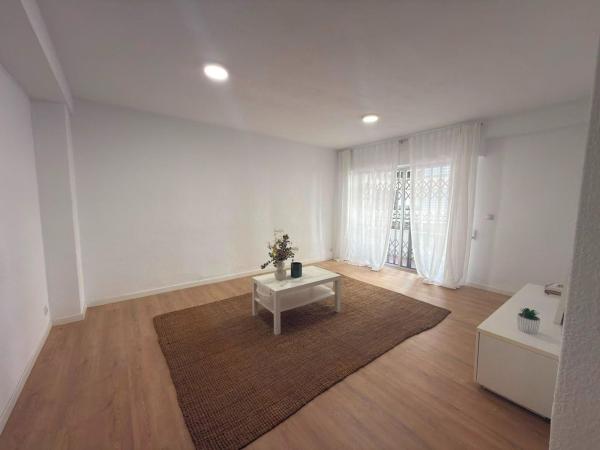 Venta de piso en Piso en Centro, San Juan de Alicante, San Juan de Alicante
thumbnail 1