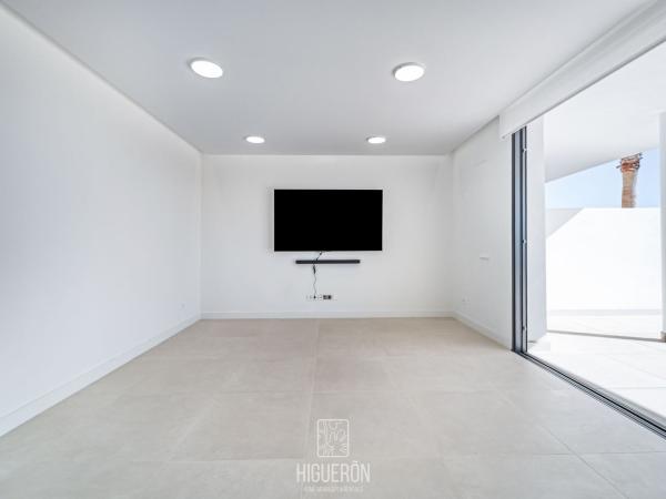 Venta de piso en Piso en Calle Begoña, El Higuerón, Fuengirola, Fuengirola
 photo 4