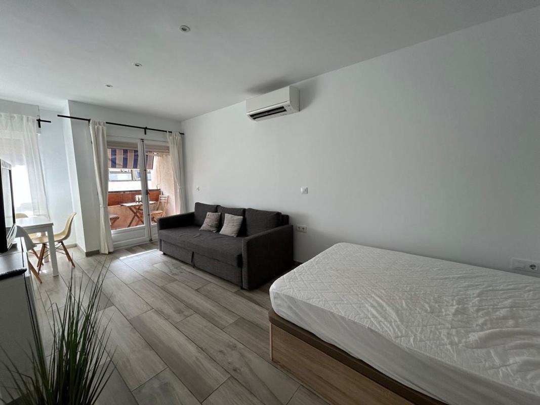 Sale of studio in Estudio en Calle San Pascual, 237, Antonio Machado, Torrevieja, Torrevieja photo 1