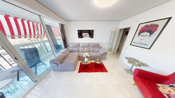 Venta de piso en Piso en Calle Benillup, Santo Domingo, Alicante / Alacant, Alicante / Alacant
thumbnail 1