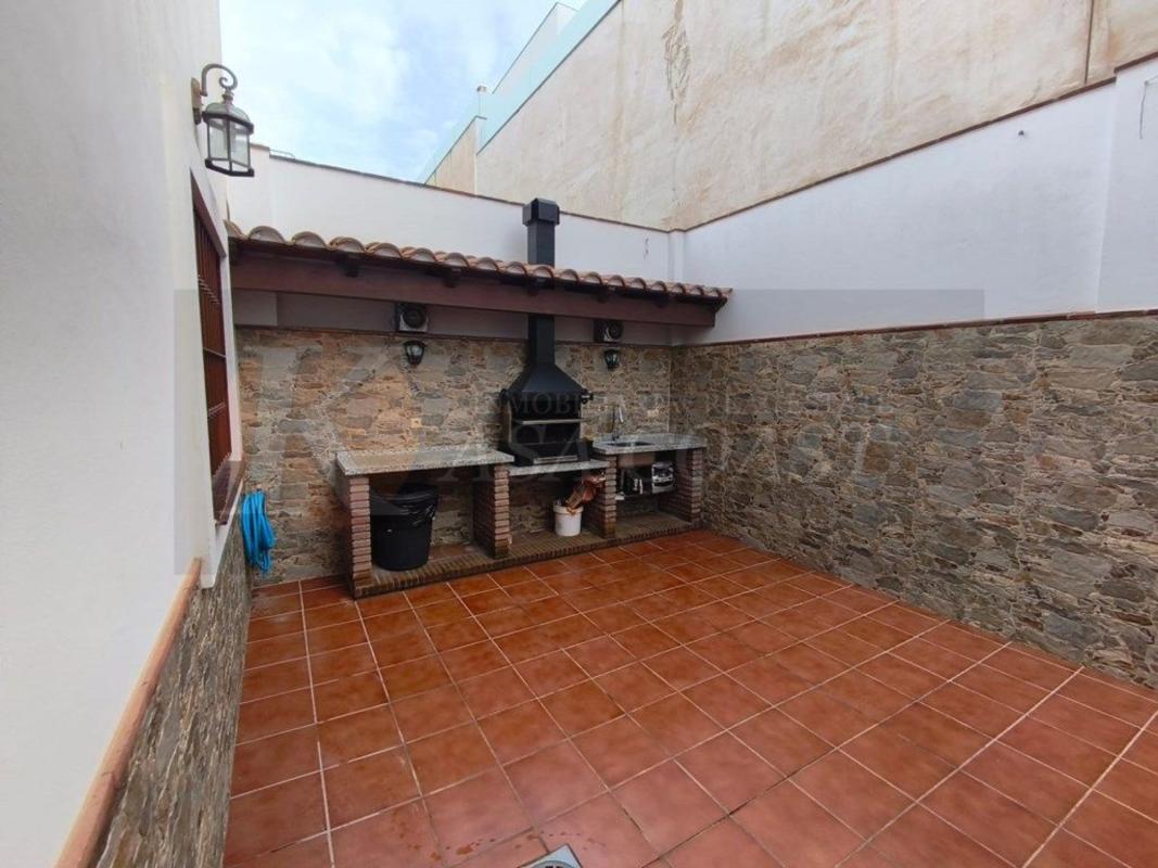 Propiedades en venta y alquiler en España photo 2