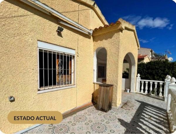 Casa o chalet independiente en Calle Luxemburgo, La Marina, Elche / Elx photo 4