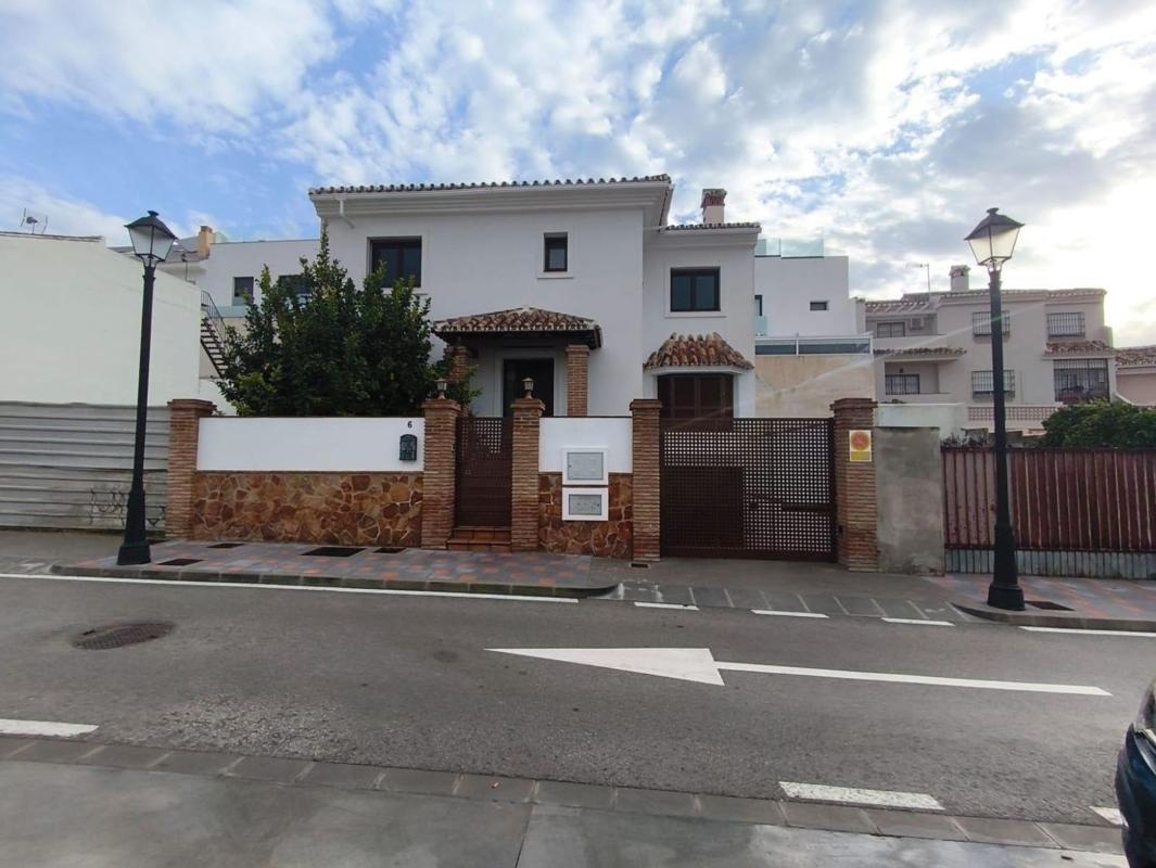 Propiedades en venta y alquiler en España photo 2