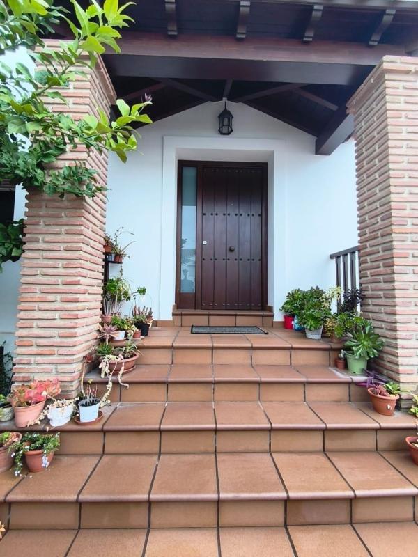 Propiedades en venta y alquiler en España photo 3