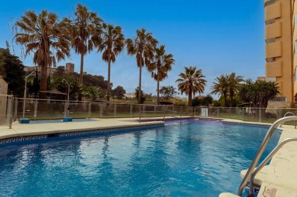 Sprzedaż mieszkania w Piso en Zona Sohail, Fuengirola, Fuengirola
 photo 1