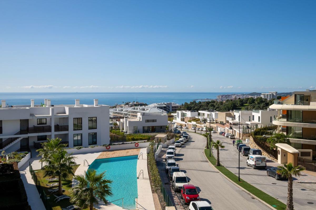 Продажа пентхауса на  Ático en El Higuerón, Fuengirola, Фуэнхирола photo 2