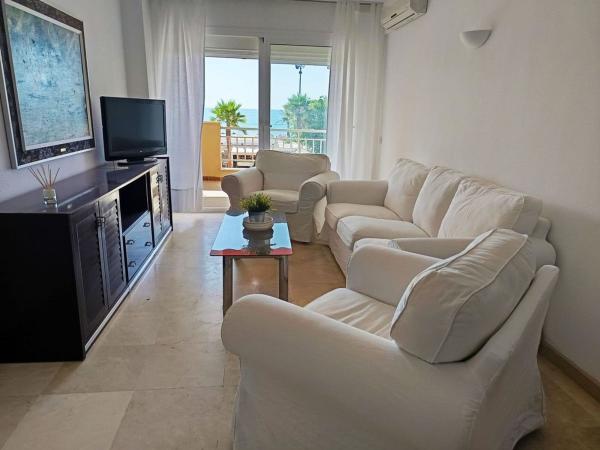 Venta de piso en Piso en Avenida Fuengirola, 19, El Higuerón, Fuengirola, Fuengirola
 photo 3