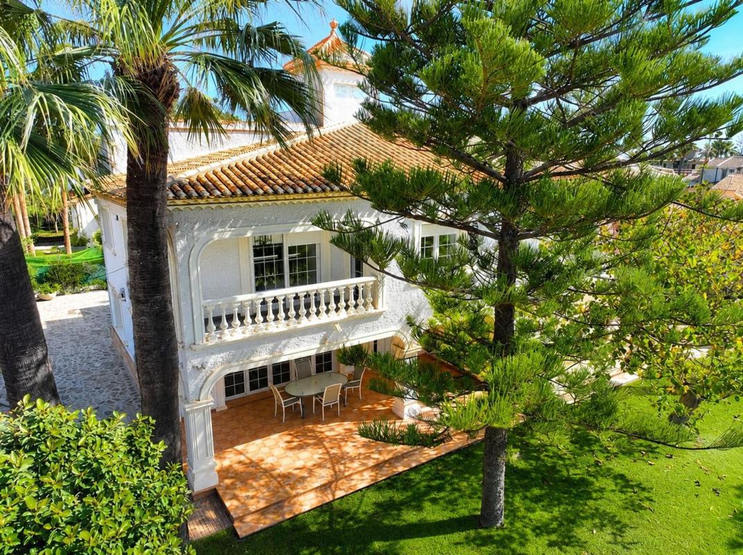 Продажа отдельного шале в Casa o chalet en Cabo Roig, Orihuela, Ориуэла photo 4
