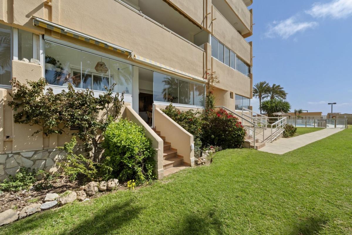 Sprzedaż mieszkania w Piso en Zona Sohail, Fuengirola, Fuengirola
 photo 2
