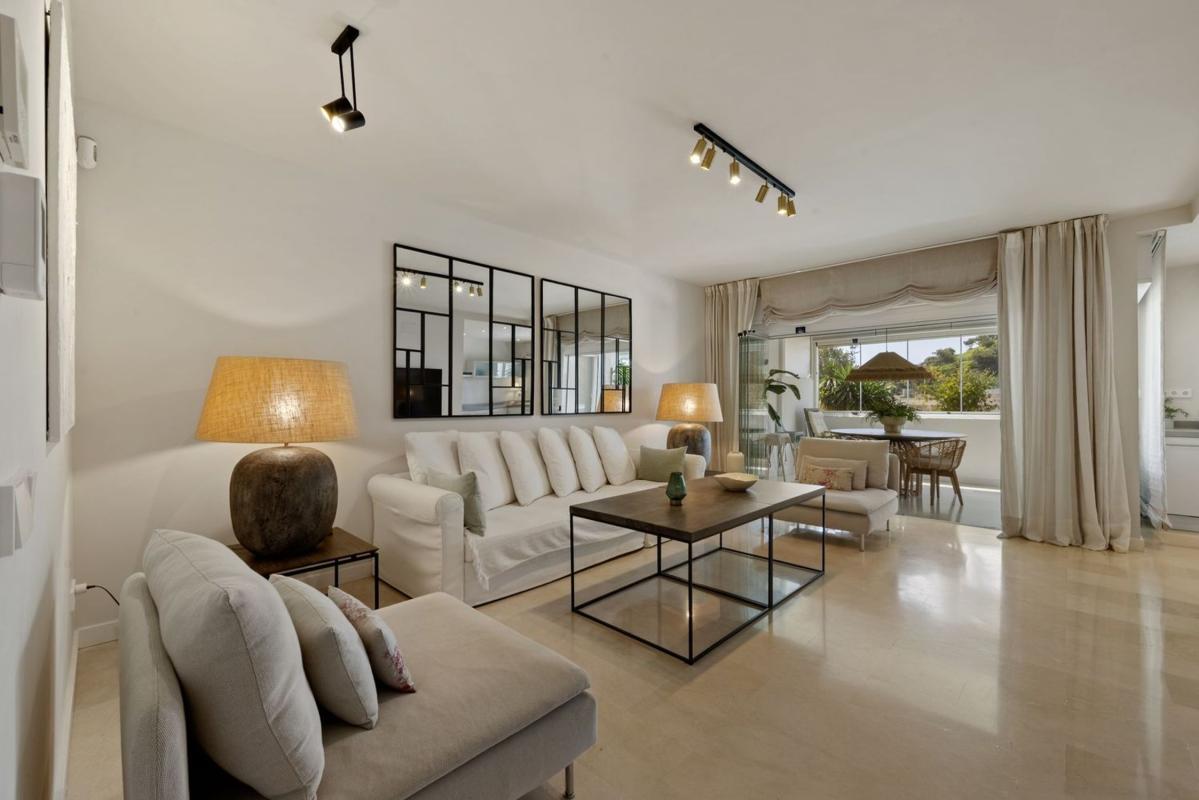 Sprzedaż mieszkania w Piso en Zona Sohail, Fuengirola, Fuengirola
 photo 3