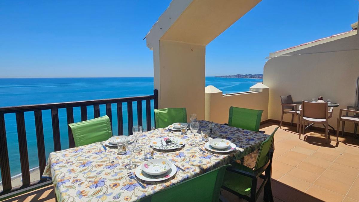 Продажа дуплекса на Dúplex en Paseo Marítimo Rey de España, 130, Las Gaviotas, Fuengirola, Фуэнхирола photo 1