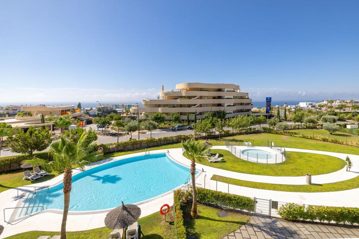 Продажа квартиры на Piso en Avenida 8 de Marzo, 2, El Higuerón, Fuengirola, Фуэнхирола
 photo 3