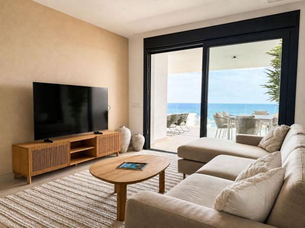 Venta de piso en Piso en Calle Begoña, 5, Las Gaviotas, Fuengirola, Fuengirola
photo 1