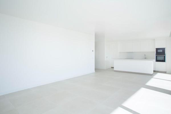 Venta de piso en Piso en Avenida 8 de Marzo, El Higuerón, Fuengirola, Fuengirola
thumbnail 1