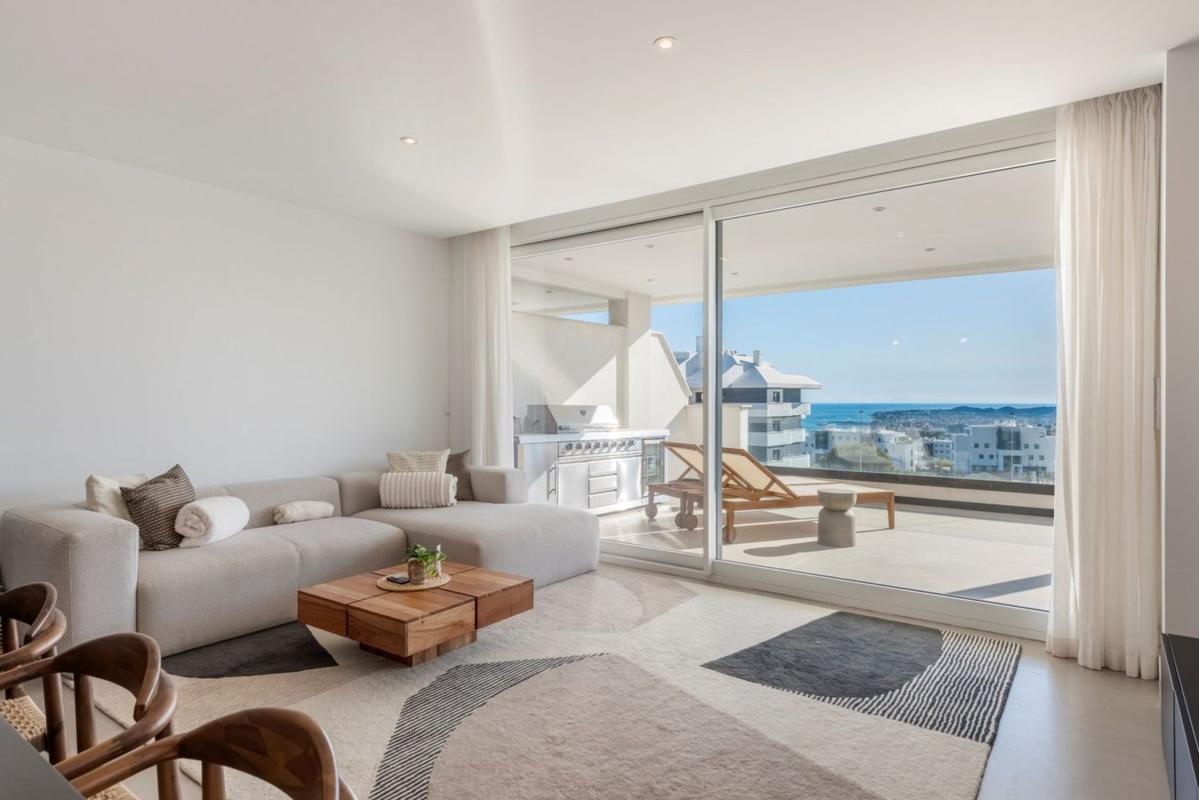 Продажа квартиры на Piso en Calle Eva, El Higuerón, Fuengirola, Фуэнхирола
photo 2