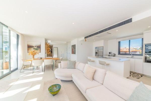 Ático en venta en Ático en El Higuerón, Fuengirola, Fuengirola thumbnail 2