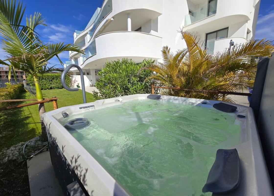 Продажа квартиры на Piso en Calle Canarios, 112 a, El Higuerón, Fuengirola, Фуэнхирола
photo 2