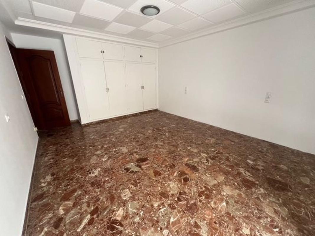 Venta de piso en Piso en Paseo Marítimo Rey de España, 11, Zona Puerto Deportivo, Fuengirola, Fuengirola
photo 4