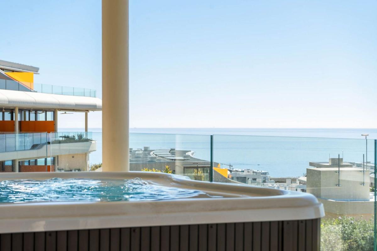 Sale of apartment in Piso en Avenida Fuengirola, 7, El Higuerón, Fuengirola, Fuengirola
photo 3