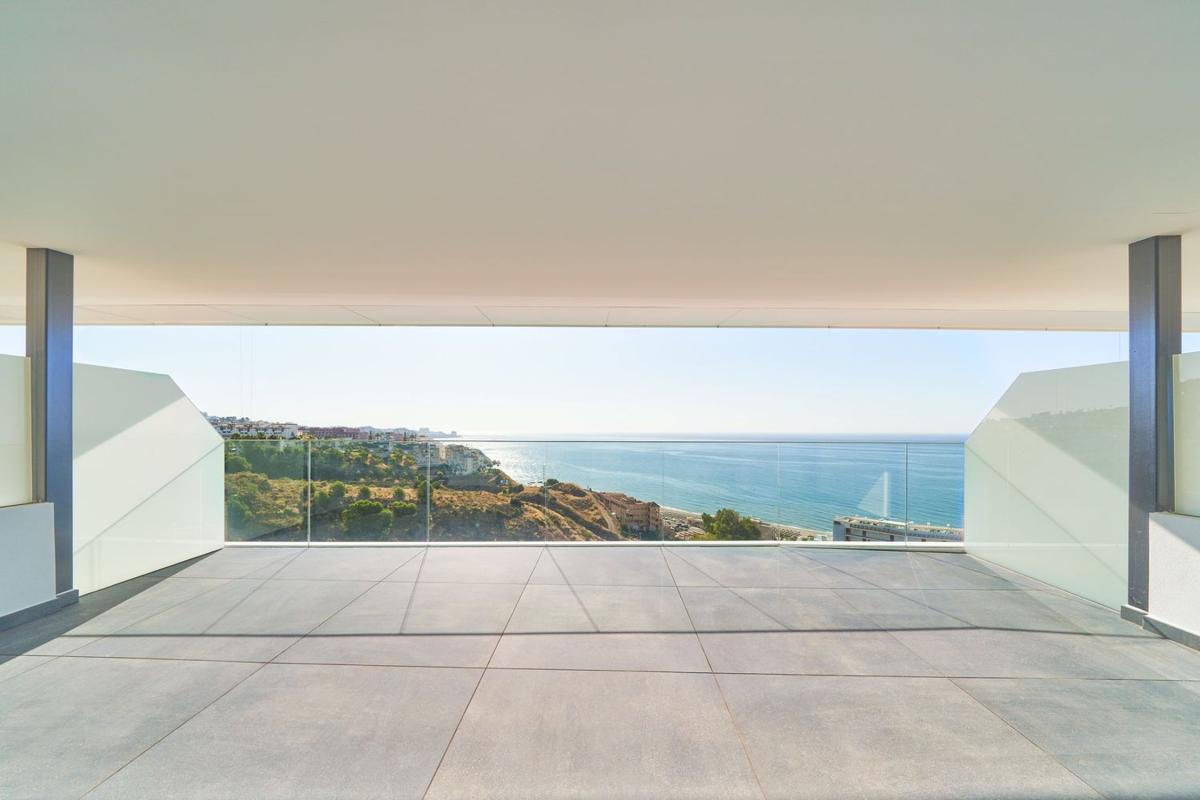 Sale of apartment in Piso en Calle Alba s/n, El Higuerón, Fuengirola, Fuengirola
photo 1