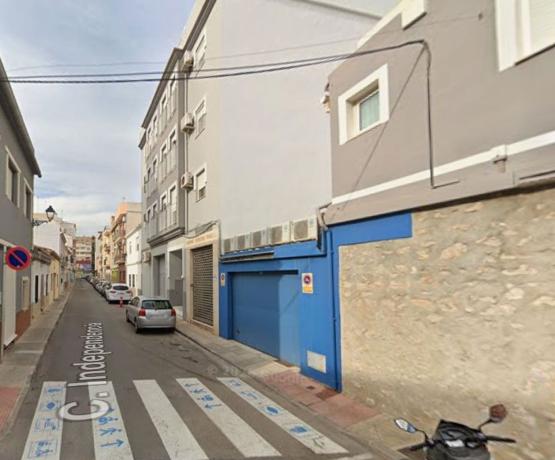Local o nave en Calle de la Independencia, Centro Urbano, Denia photo