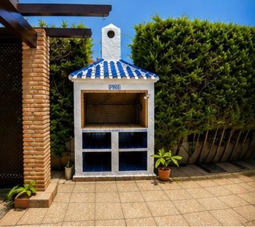 Casa o chalet independiente en Camino Condesa, Zona Sohail, Fuengirola photo 4