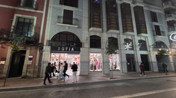 Local en Calle Pont dels Ortissos, Centro, Elche / Elx photo 2