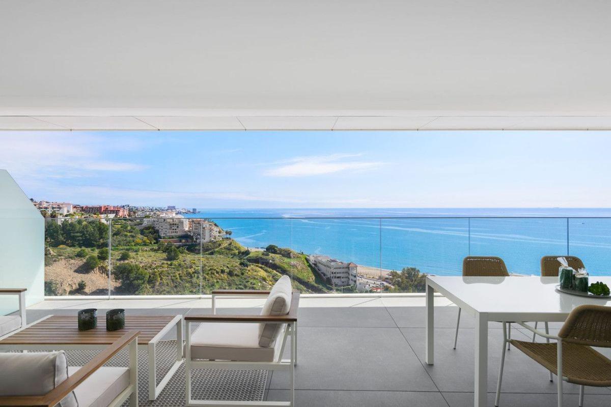 Venta de piso en Piso en Calle Margarita Salas, El Higuerón, Fuengirola, Fuengirola
photo 2