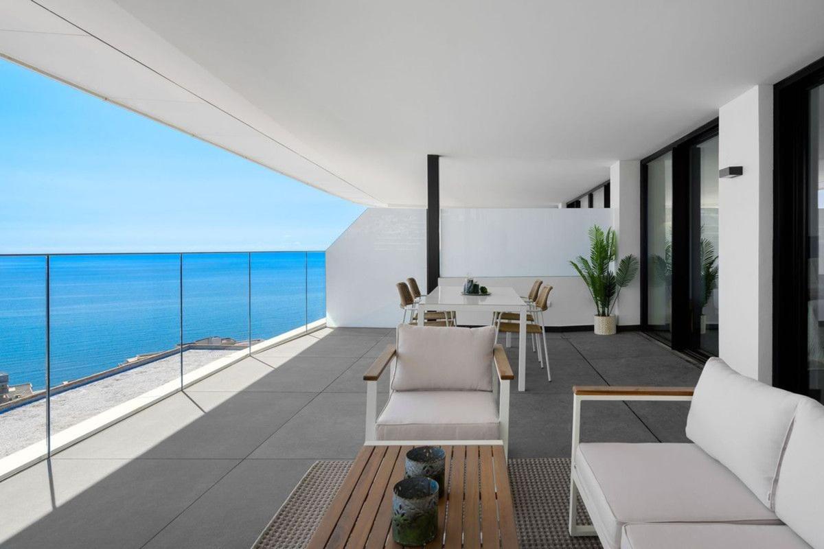 Venta de piso en Piso en Calle Margarita Salas, El Higuerón, Fuengirola, Fuengirola
photo 3